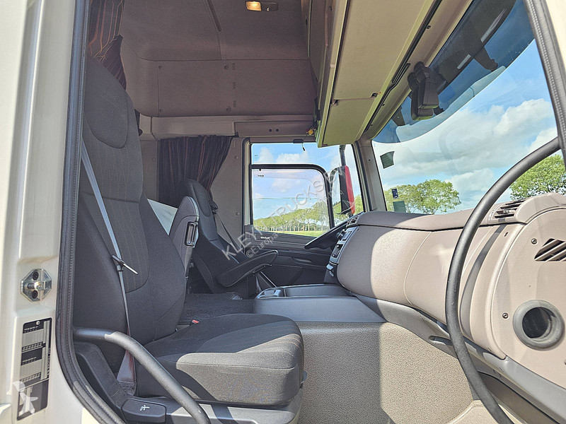 Traktor DAF 450