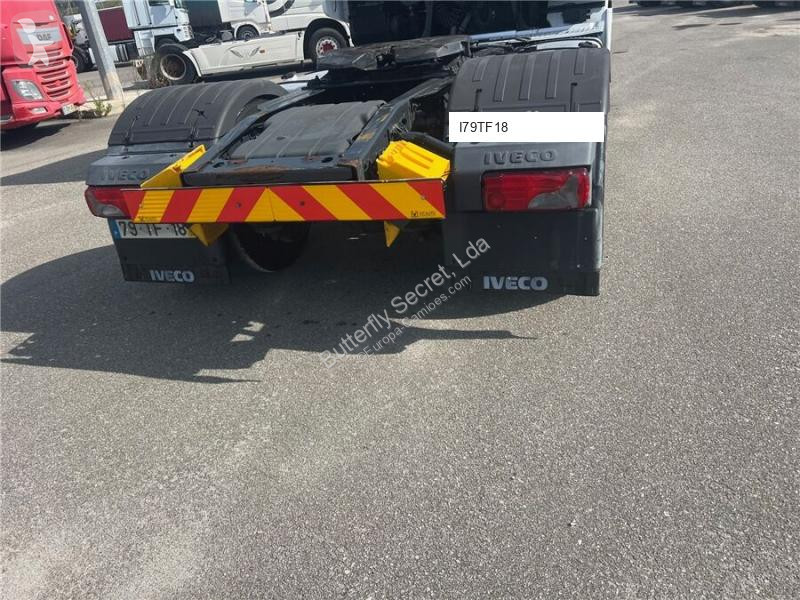 Iveco AS440S46T/P tractor unit