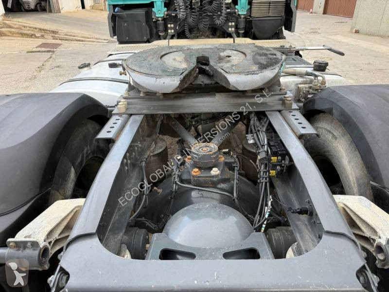 Tahač DAF 480