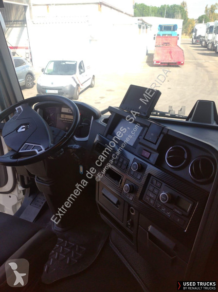 جرار Renault