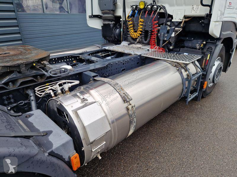 جرار Iveco NP460 GNL / INTARDER