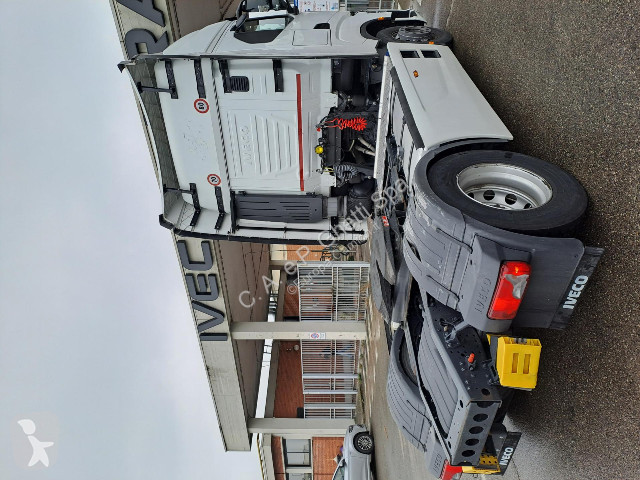 جرار Iveco S-Way AS440S48T/P
