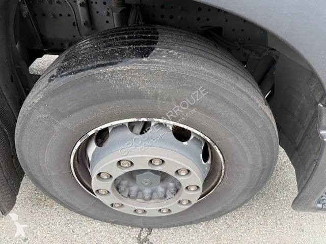 جرار Iveco