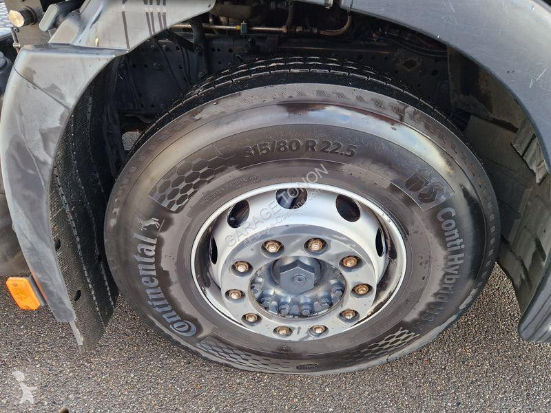 جرار Iveco NP460 GNL / INTARDER