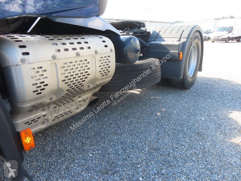 جرار Iveco S-Way 480 Intarder FZ.21