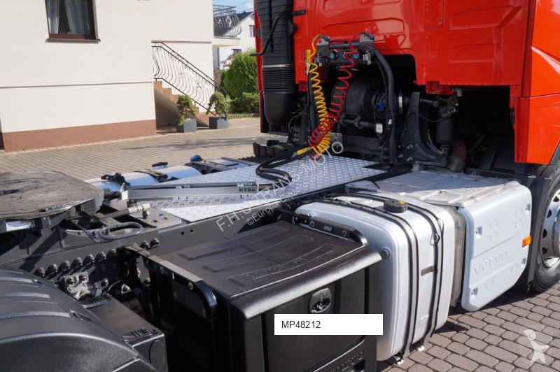 Cap tractor Volvo FH 420 EURO 6 GLOBETROTTER...