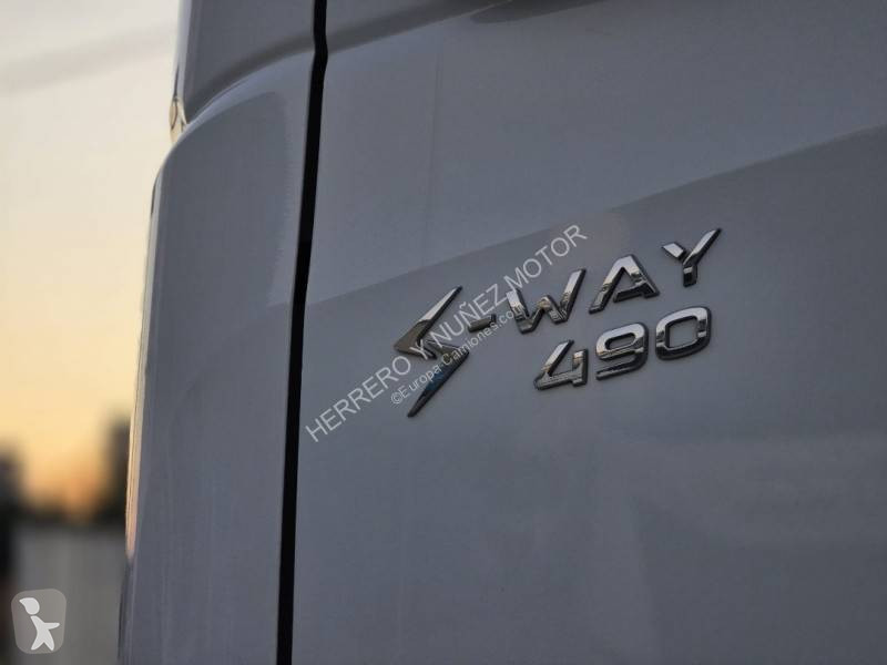 جرار Iveco