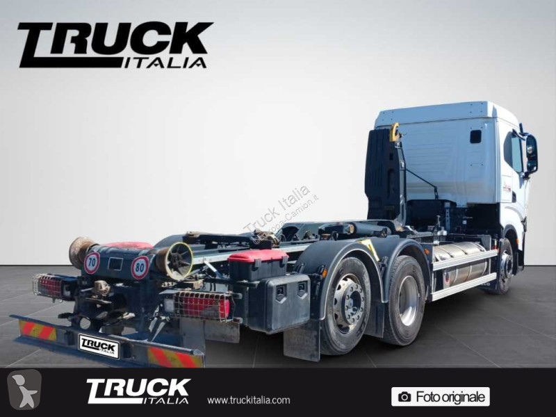 جرار Iveco S-Way - S-Way AS 440 S46T/P hi-tronix