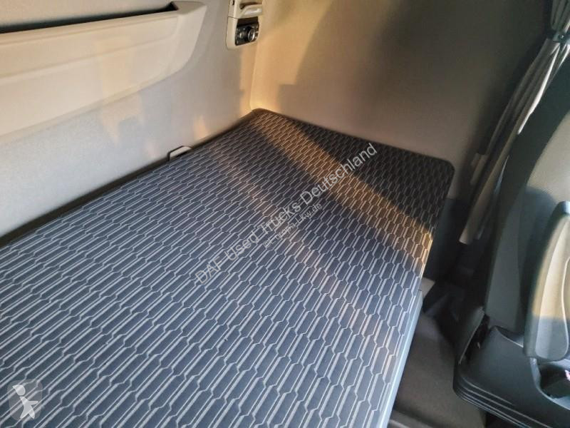 Traktor DAF XG  FT 4X2