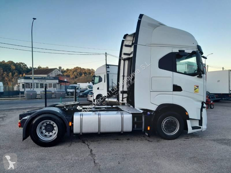 جرار Iveco