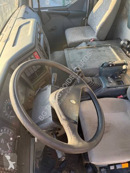 جرار Renault