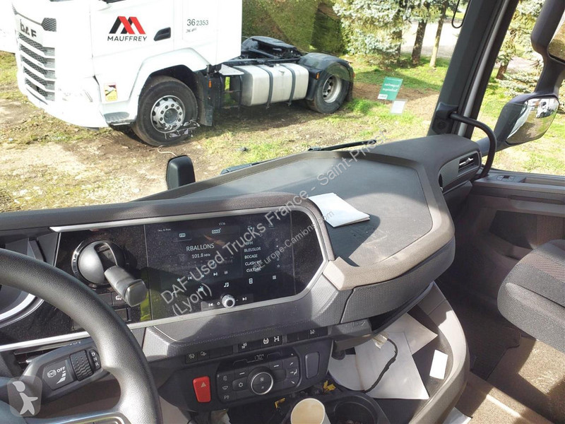 Nyergesvontató DAF n 480 FT 4X2