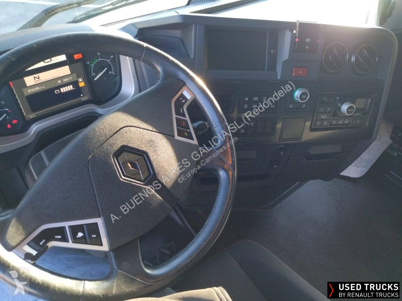 جرار Renault