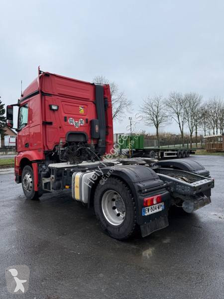 Traktor Mercedes
