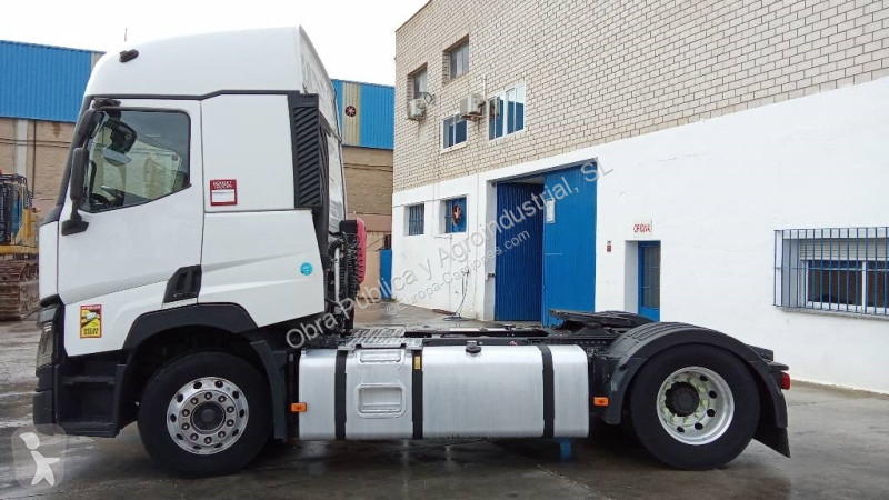 جرار Renault 480 T4X2 E6