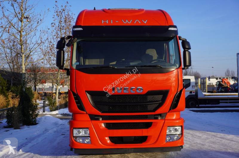 Влекач Iveco