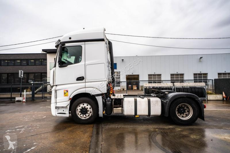 جرار Mercedes ACTROS 1848 +VOITH