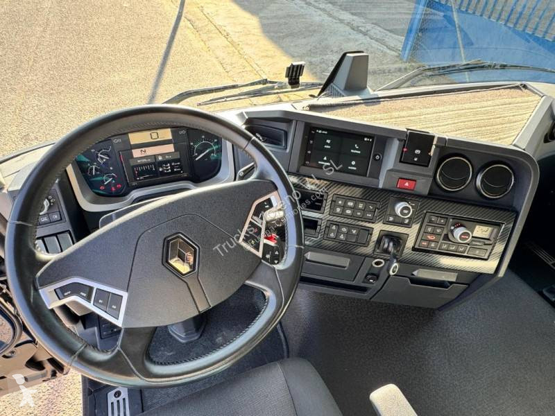 جرار Renault