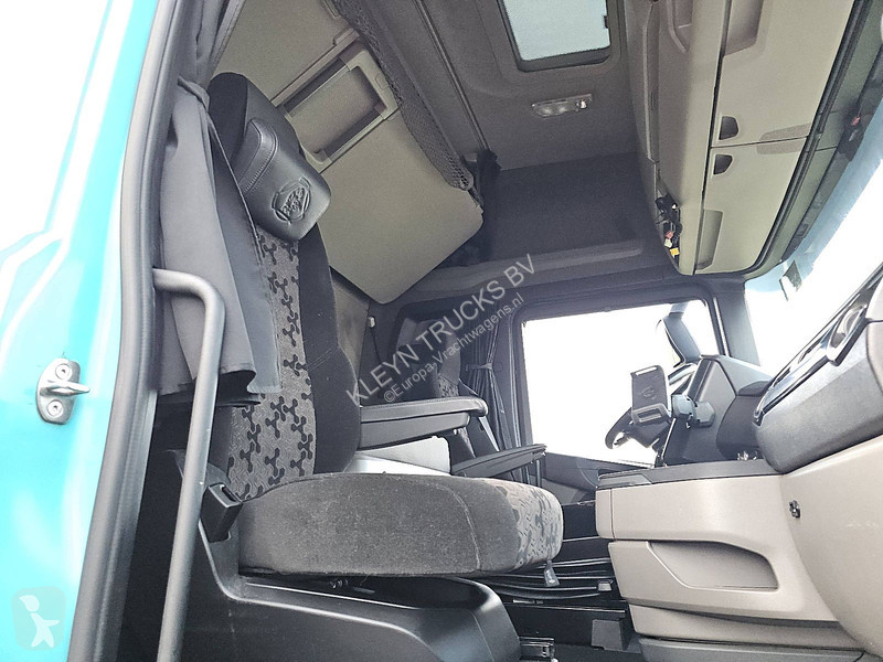 جرار Scania 500