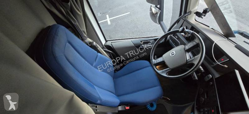 جرار Volvo