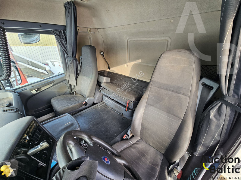 جرار Scania LA4X2 MNA
