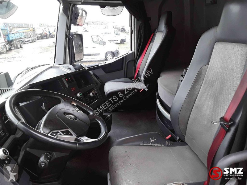 Tahač Renault T 460