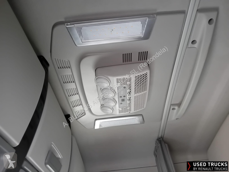 جرار Renault