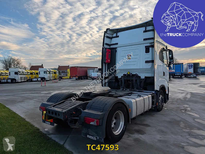 جرار Iveco S-Way 480