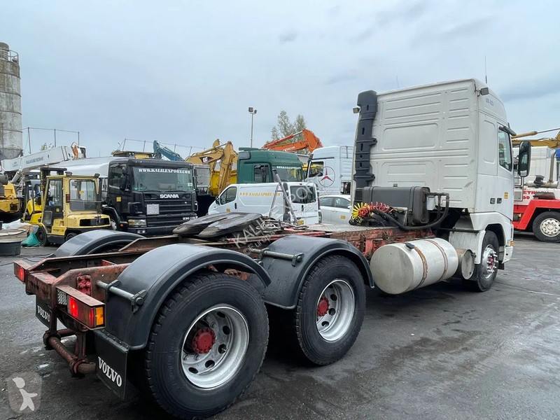 جرار Volvo 12420 Heavy Duty Tractor 420HP 6x4...