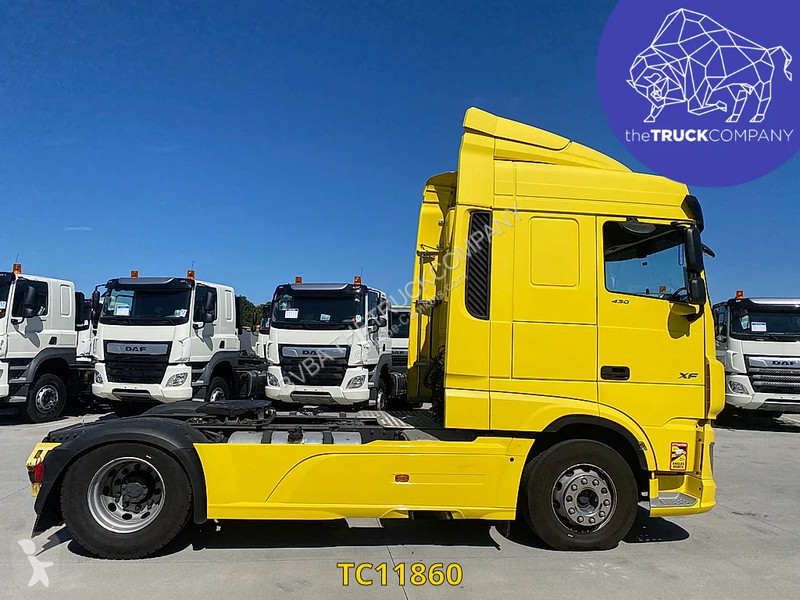 جرار DAF 430