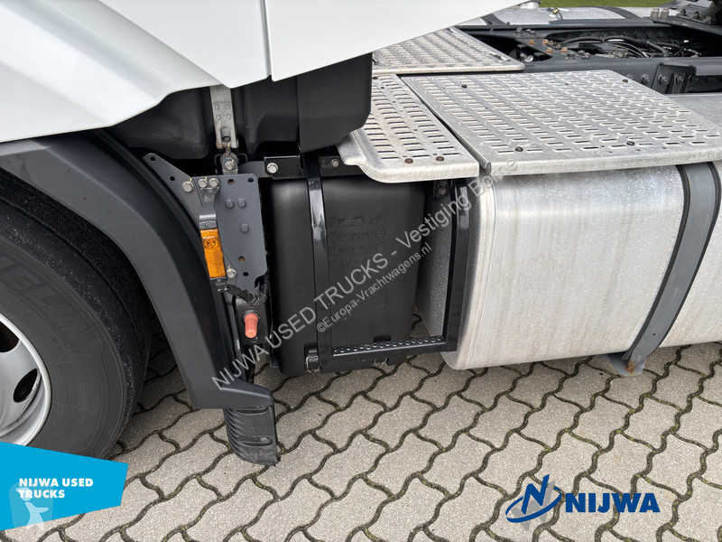 Trekker DAF XF  4x2 X-Low + ACC