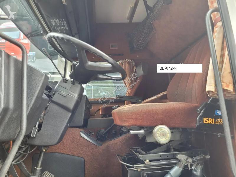 جرار Volvo F 12 4X2 Globetrotter original low km