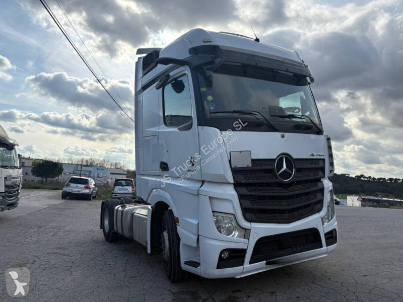 جرار Mercedes