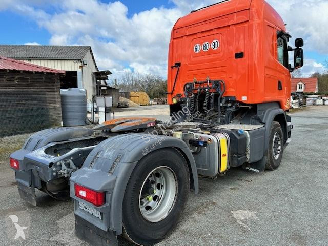 جرار Scania 490