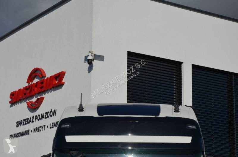 جرار Volvo