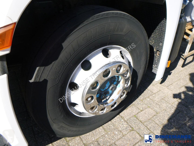 جرار Mercedes 1843 4x2 Euro 6 + ADR