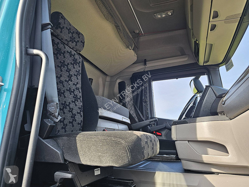 جرار Scania 500