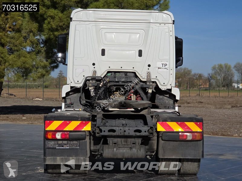 جرار Mercedes 1843 4X2 ClassicSpace Retarder