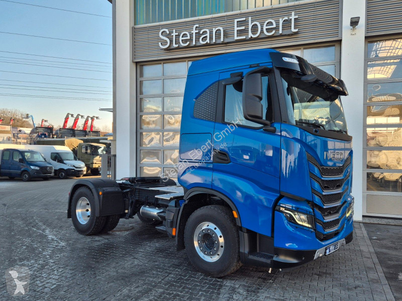 جرار Iveco AS440X50T/P ON+ X-Way, Intarder,...