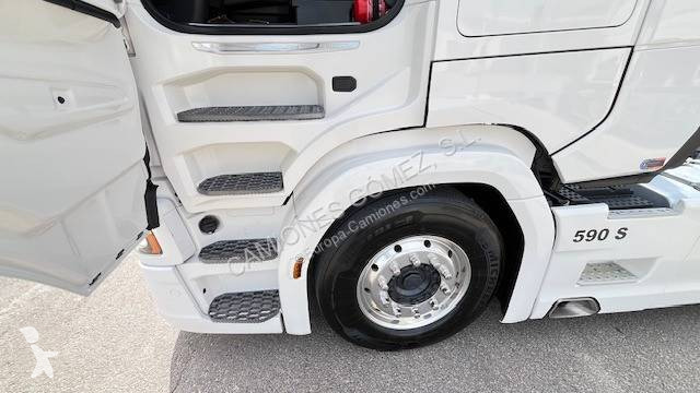 جرار Scania