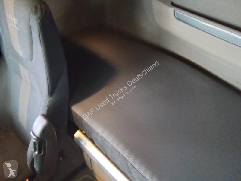 جرار DAF XG  FT 4X2