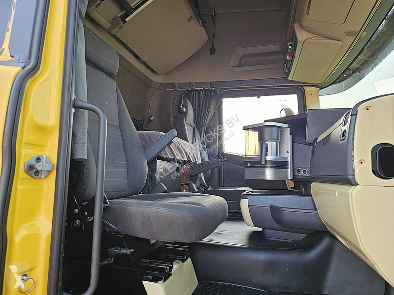 جرار Scania 410