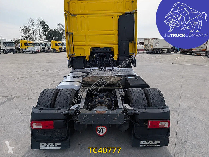 جرار DAF 440