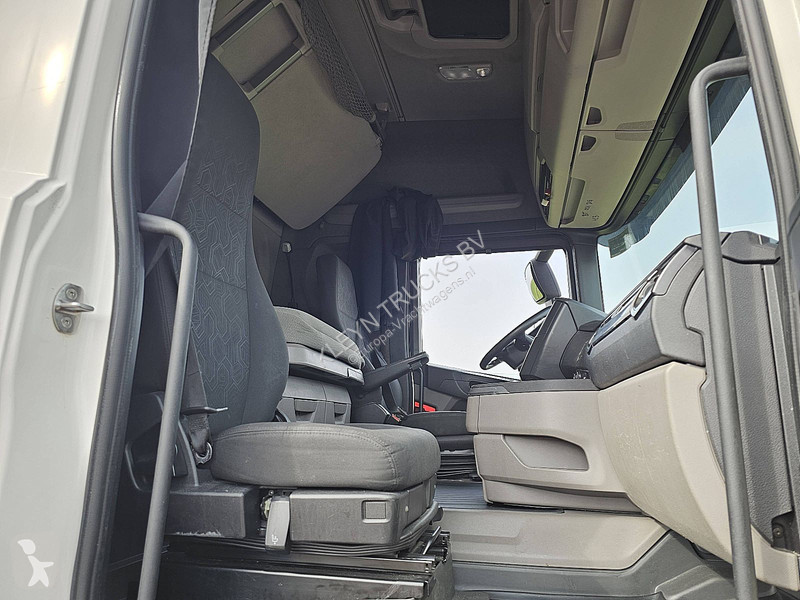 جرار Scania 410 ETADE 2X TANK