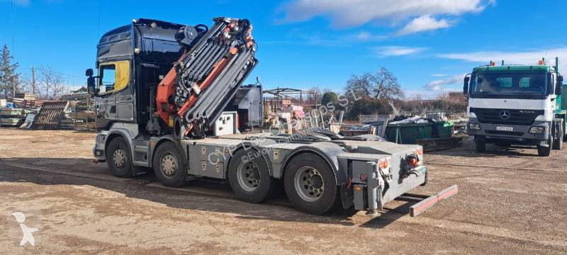 Влекач Scania