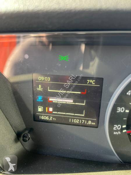 جرار Volvo
