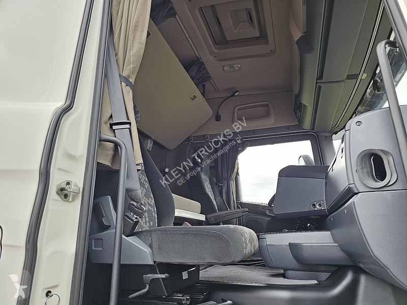 جرار Scania 410