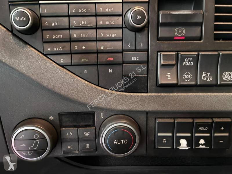 جرار Volvo