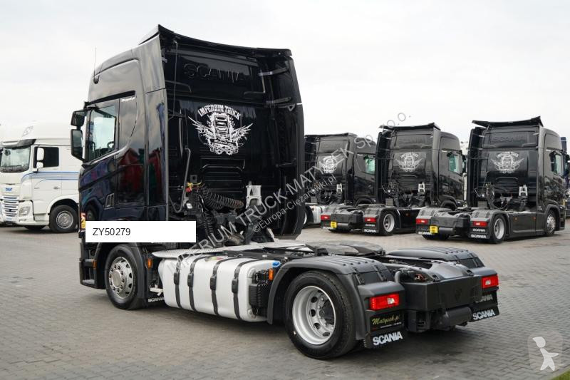 Влекач Scania S 500