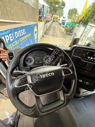 جرار Iveco S-Way 510